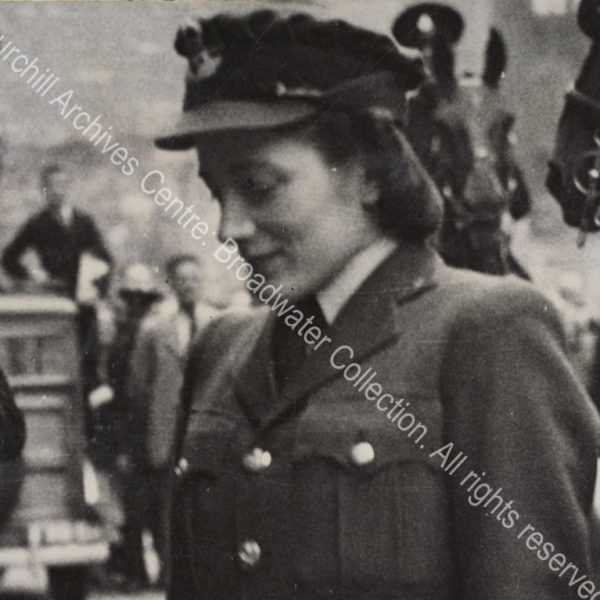 Head and shoulders photo of Sarah Churchill [earlier Sarah Oliver